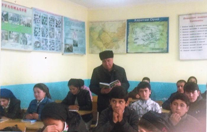 Встреча с учащимися общеобразовательной средней школы района Рудаки
