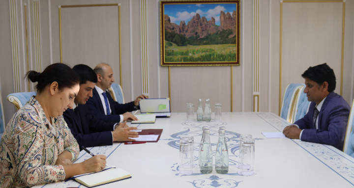 Meeting of the Chairman of the Committee with the Head of the World Bank mission 