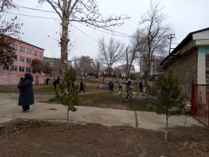 The campaign "Clean Area" in the city of Istiqlol