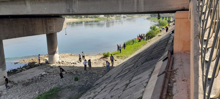 Action "Cleanliness of the coast" in the city of Khujand
