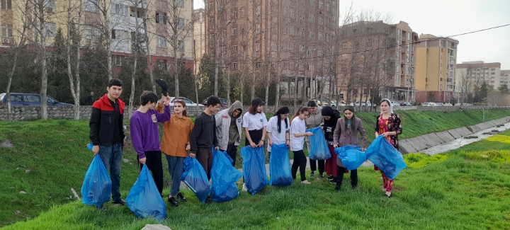 Participation of eco-volunteers in the citywide clean-up