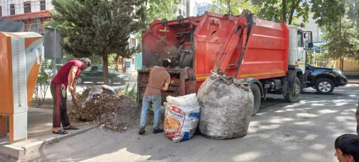 “Clean Area” campaign in the Ismoili Somoni district of Dushanbe