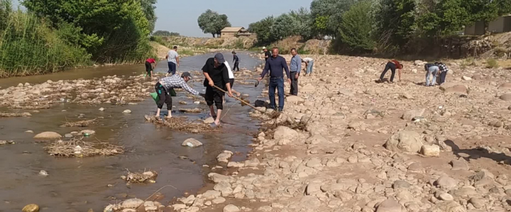 Campaign "Clean Coast" in the city of Vahdat